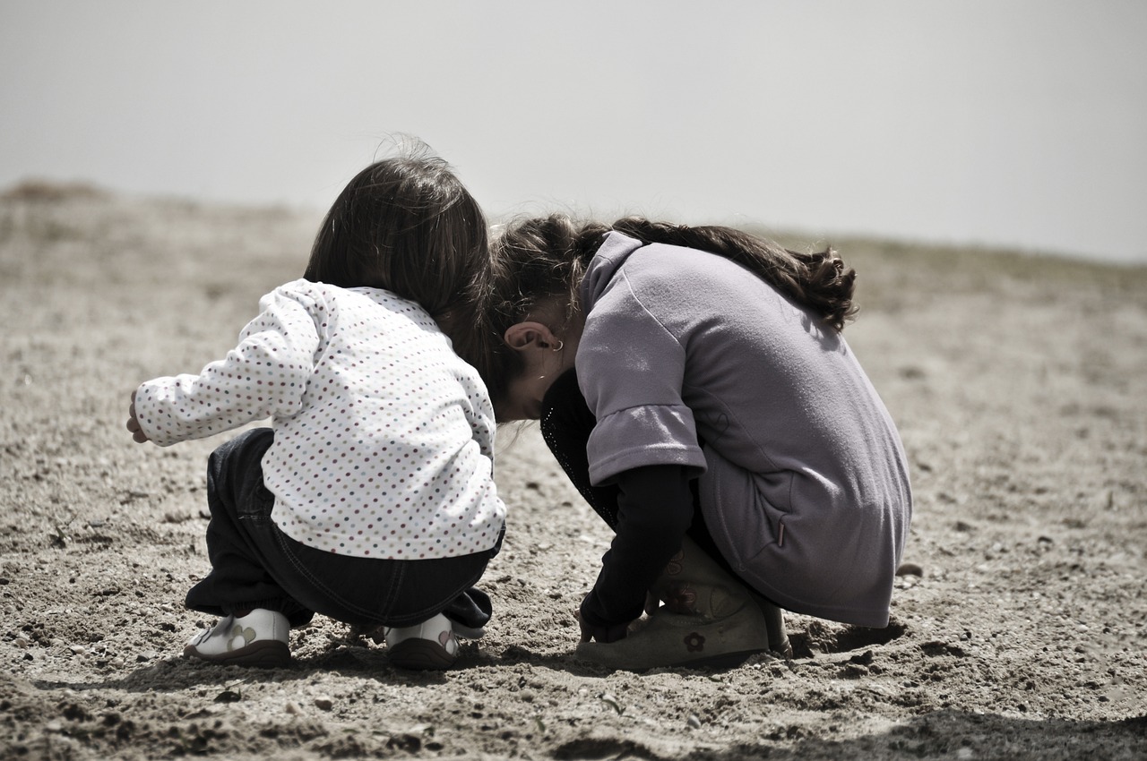 父爱如山，爸爸认亲现场赠儿子百万房产背后的温情故事