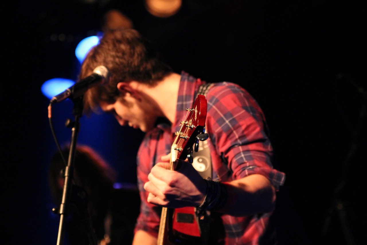 英超最新转会动态,打造未来之星的策略与竞争前瞻 英超最新转会动态,打造未来之星的策略与竞争前瞻