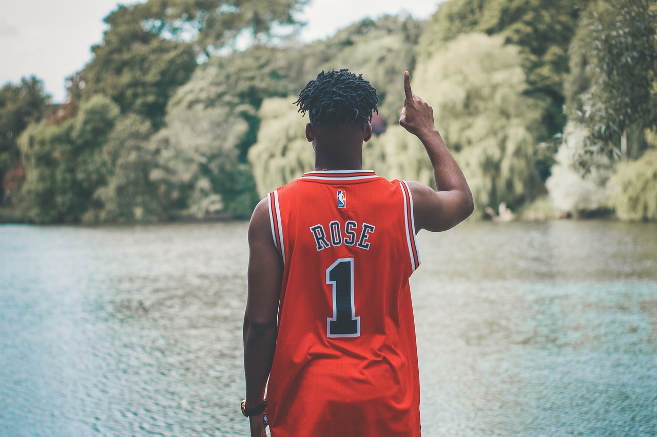 韦斯利·约翰逊，从天赋少年到NBA生涯的起伏之旅