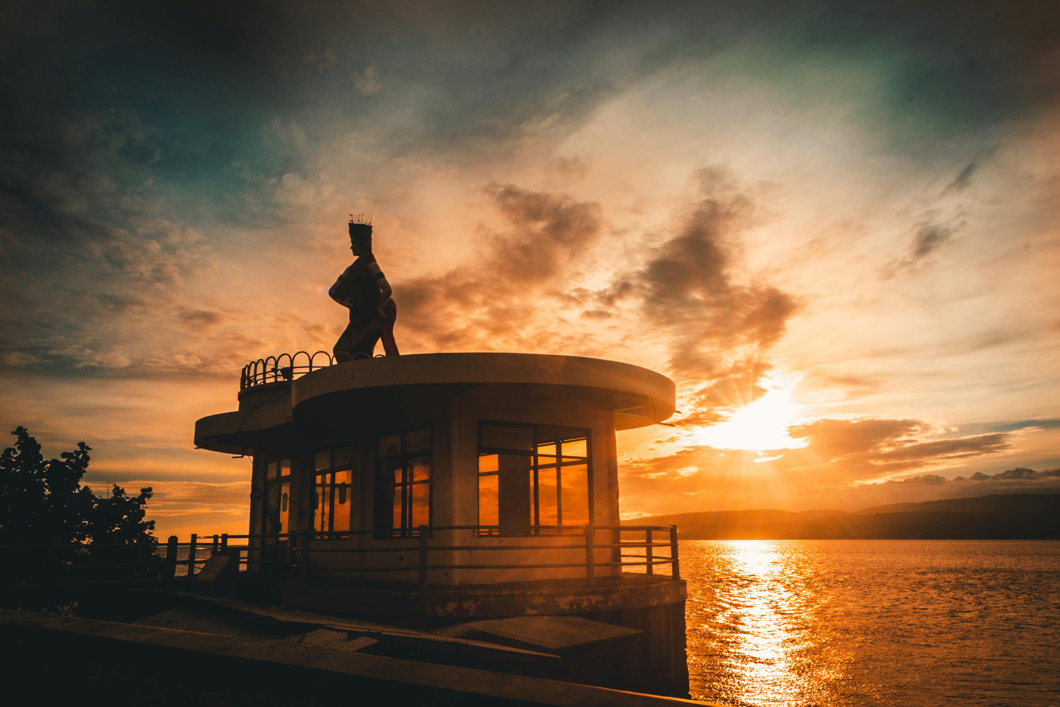 贵州一男子离奇失踪18年被找回，跨越时光的亲情重逢