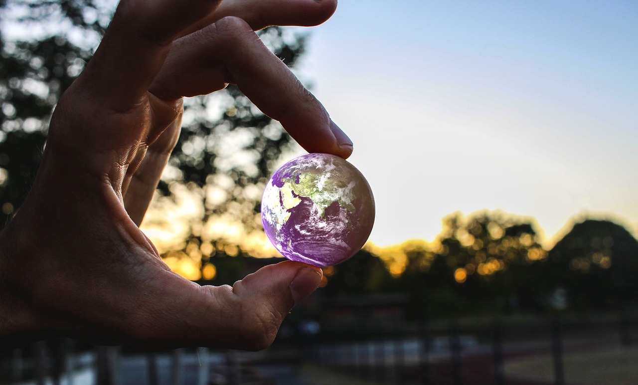 8岁男孩的善意之举,捡到独居老人全部积蓄15万后的温暖故事 8岁男孩的善意之举,捡到独居老人全部积蓄15万后的温暖故事