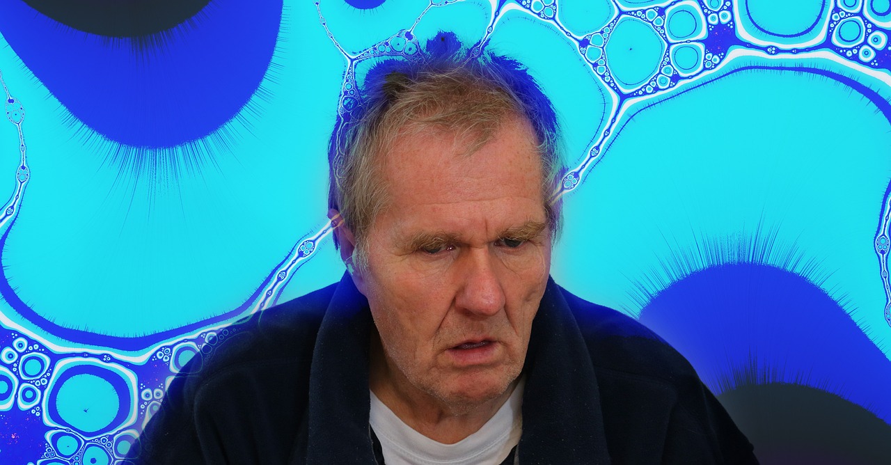 詹俊的解说艺术与英超魅力 詹俊的解说艺术与英超魅力