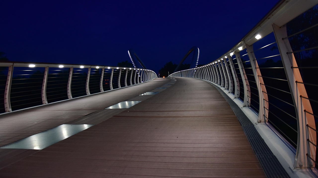 探索新浪体育官方微博，连接体育迷与赛事的桥梁