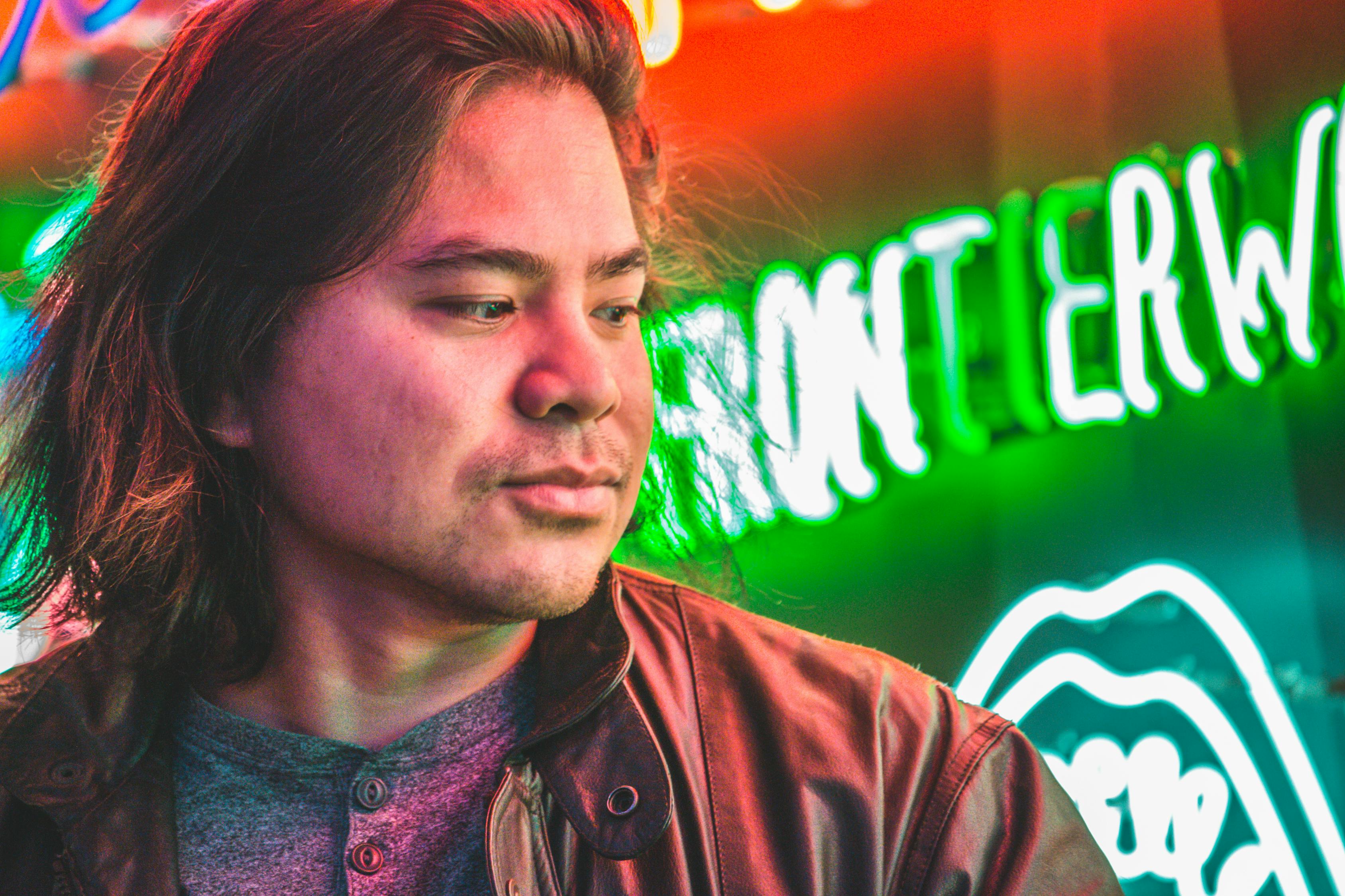 Understanding the Art of Being Late:Hes Always Late in English Understanding the Art of Being Late:Hes Always Late in English