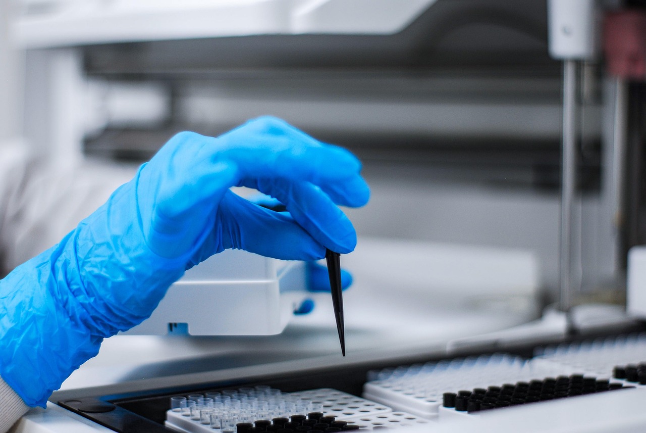 疫情新动态,全国新增确诊病例648例,我们如何共同应对? 疫情新动态,全国新增确诊病例648例,我们如何共同应对?