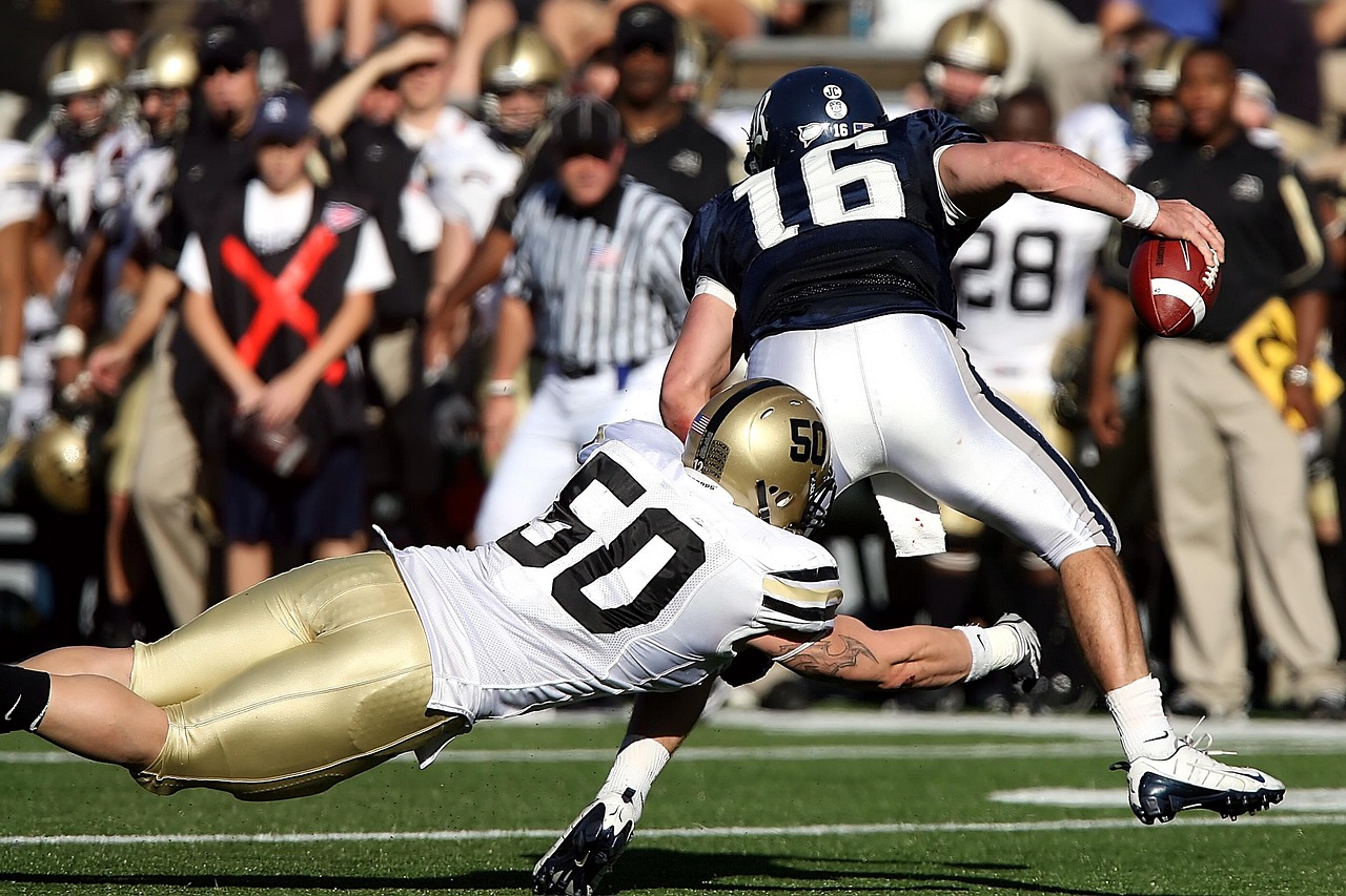 乒乓球场上的恐怖发球,揭秘十大发球技巧 乒乓球场上的恐怖发球,揭秘十大发球技巧