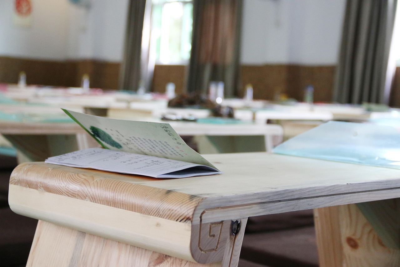 探索音乐教室，学校里的英语学习新天地