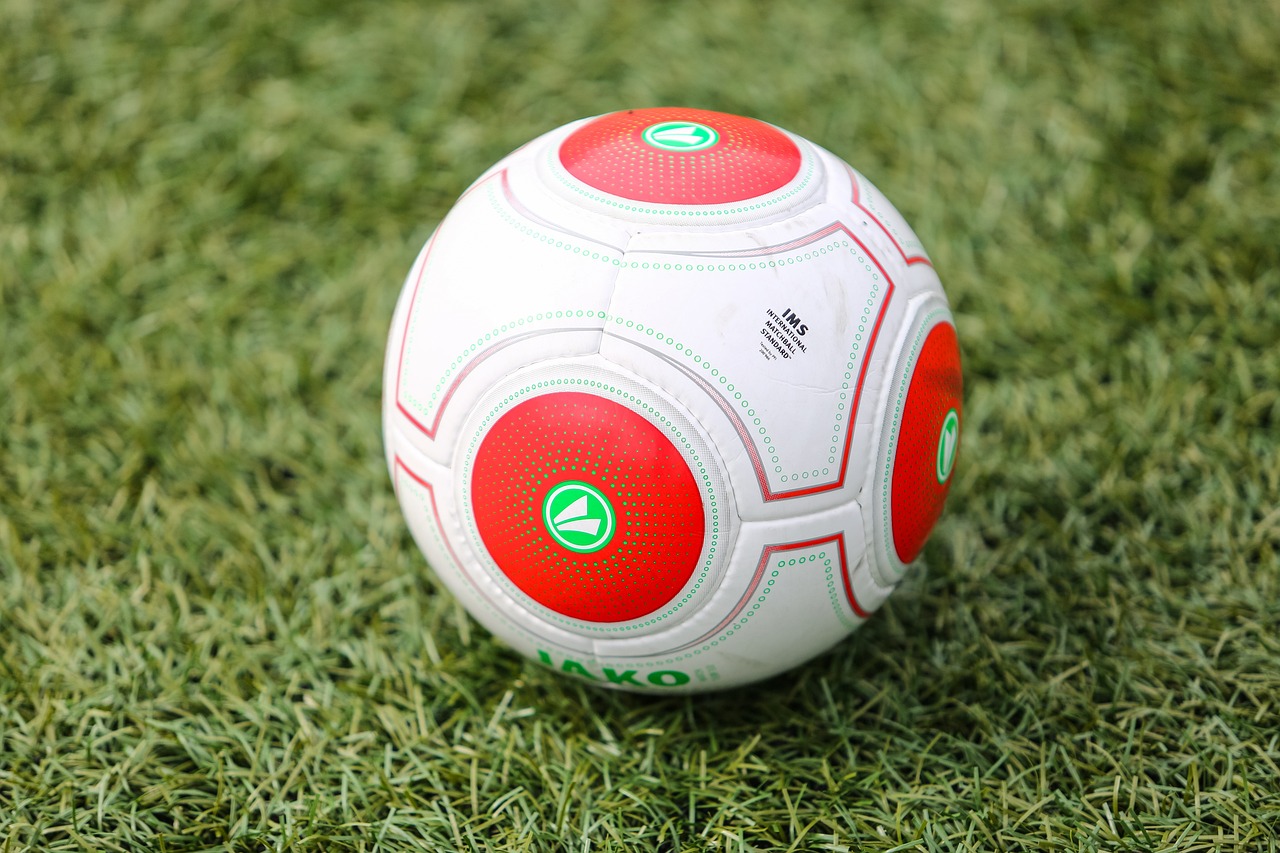 球球大作战，探索游戏世界的新入口